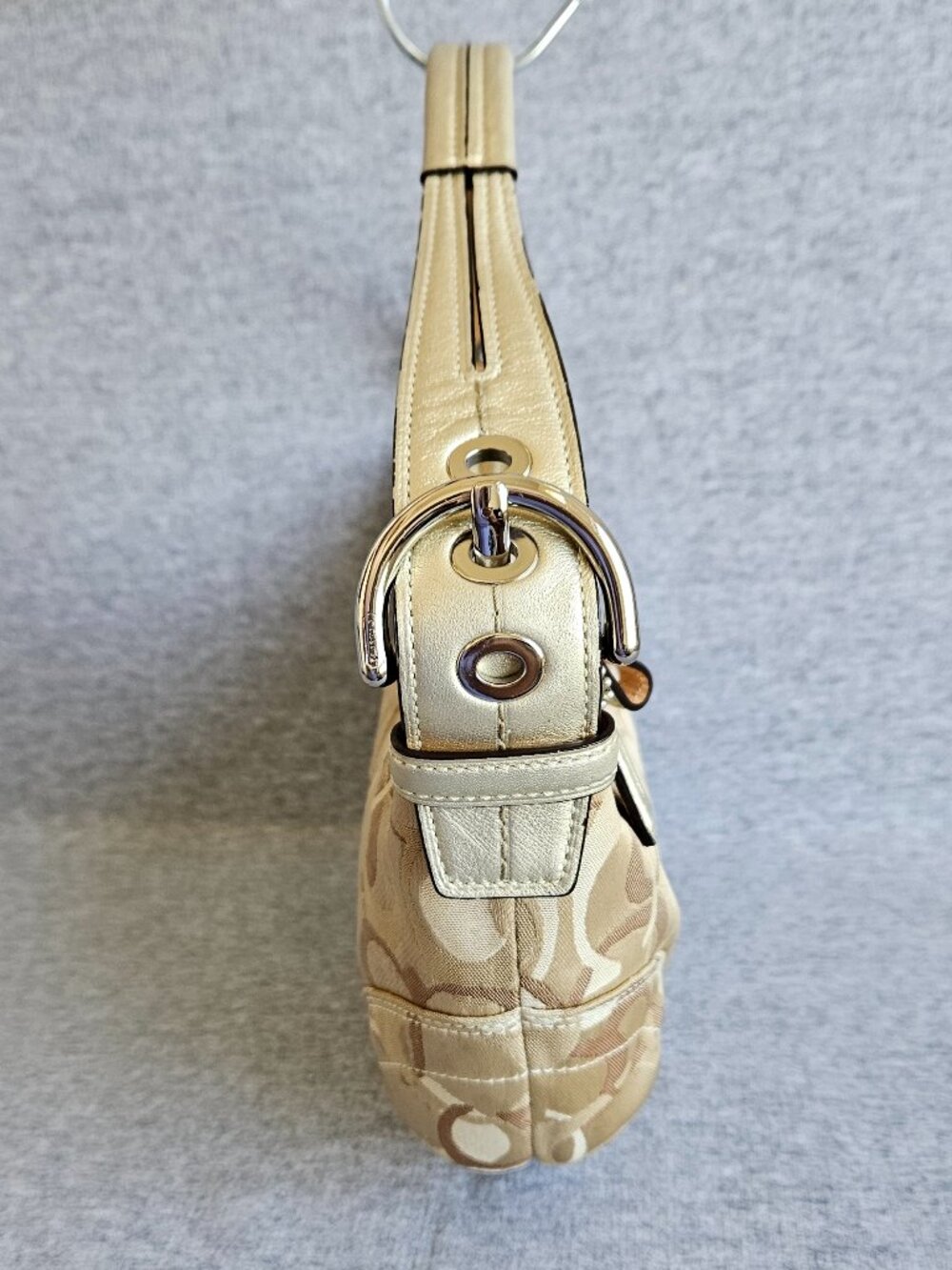 Coach Vintage Signature Small Soho Hobo Shoulder Bag Gold Metallic Optic C Y2K - Picture 2 of 16
